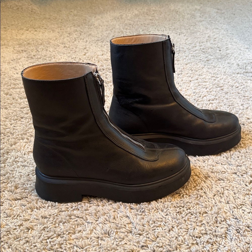 Steve Madden Black Leather Jones Boots - Picture 4 of 6